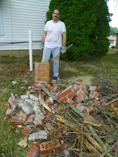 StormChaserbook's tweet image. 10 Random Facts About Me:

markrhunter.blogspot.com/2026/03/tag-im…

Non writing-related, too. It's not easy to find stuff about me that I haven't already blogged about. No wonder why, years ago, my kids asked me to stop writing about them!

#humor #humorwriting