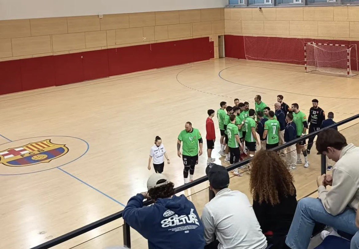 JuanRaJordan's tweet photo. Hoy más que nunca no podíamos dejar sola a la banda @bm_prointegrada .. y allí estábamos…. Muchas gracias a todos los aficionados del PROIN que han estado apoyando como si estuviésemos en casa… Todos juntos  💪🏻💪🏻 https://t.co/Uh1nfTFdTJ