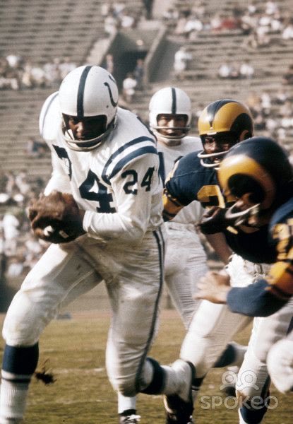 HShoeHistory's tweet photo. Lenny Moore #ForTheShoe https://t.co/6doDi79lcc