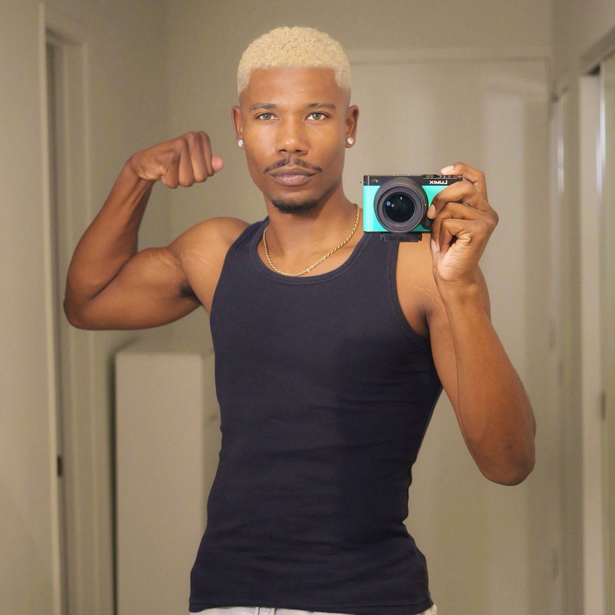 M | 🩵👑 tweet media