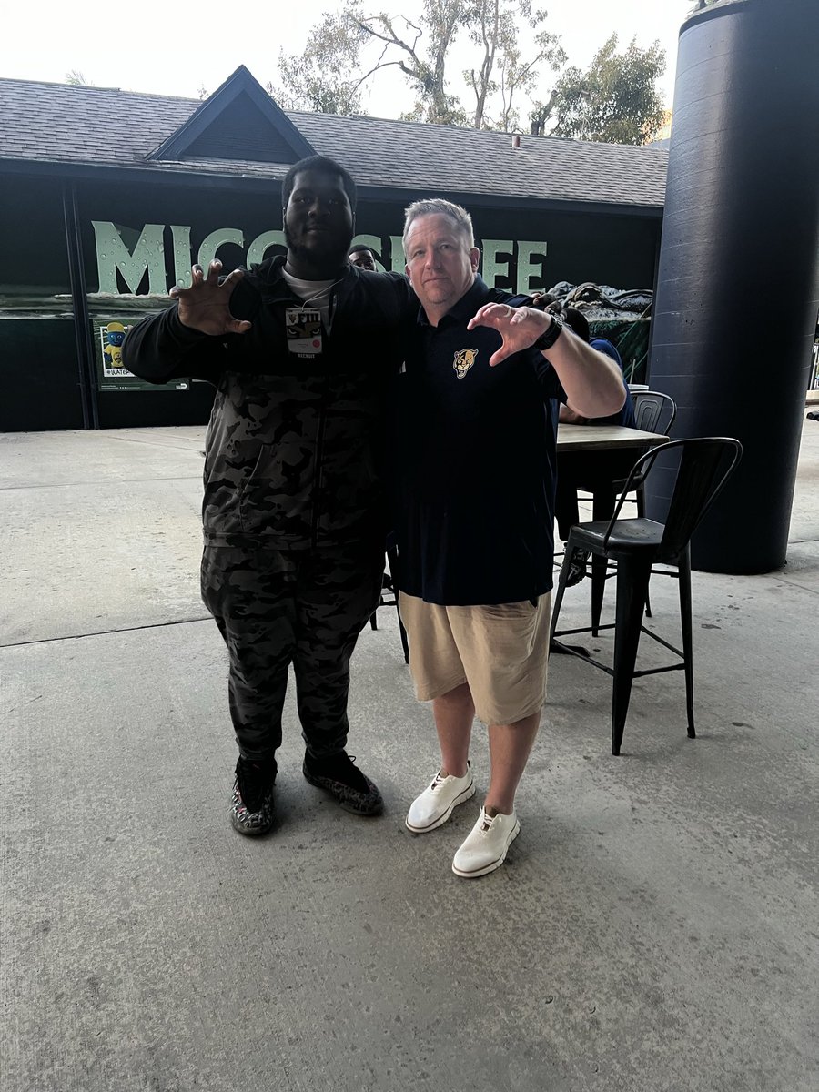 Clayton Smith tweet media