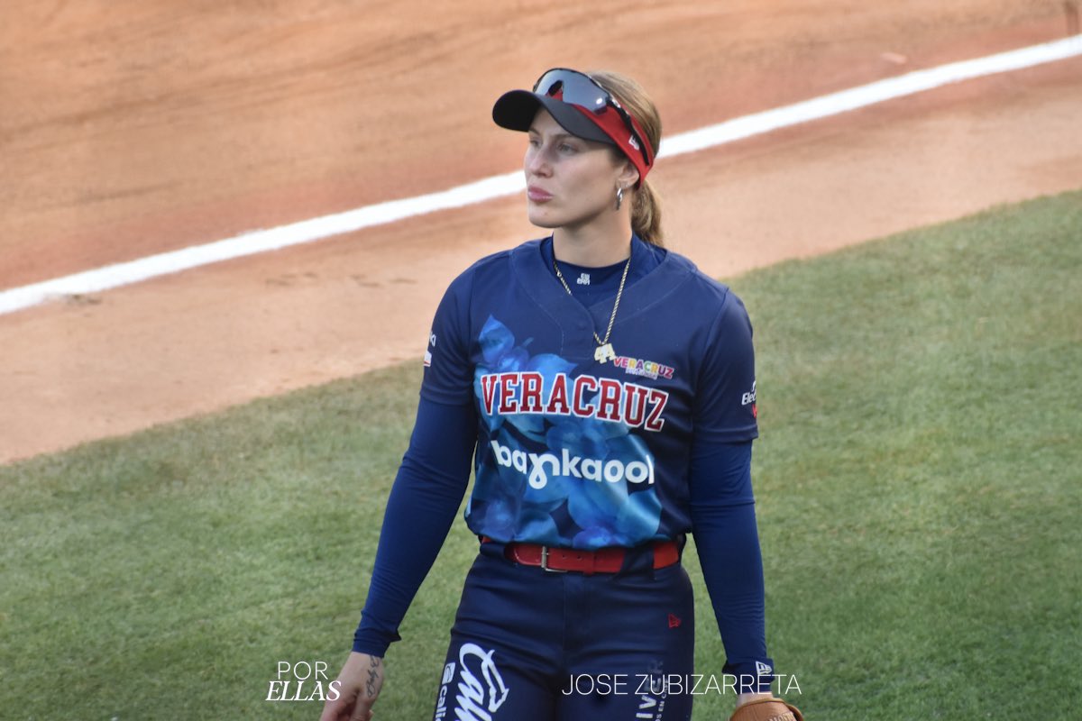 #Veracruz 🦅 | #Calentamiento 🔥 

🥎 Las Gloriosas inician la última serie en casa ante <a href="/bravasdeleon/">Bravas de León</a> 

📸 <a href="/jose_zubi87/">José Zubizarreta 🐐😇🐶🐯</a>