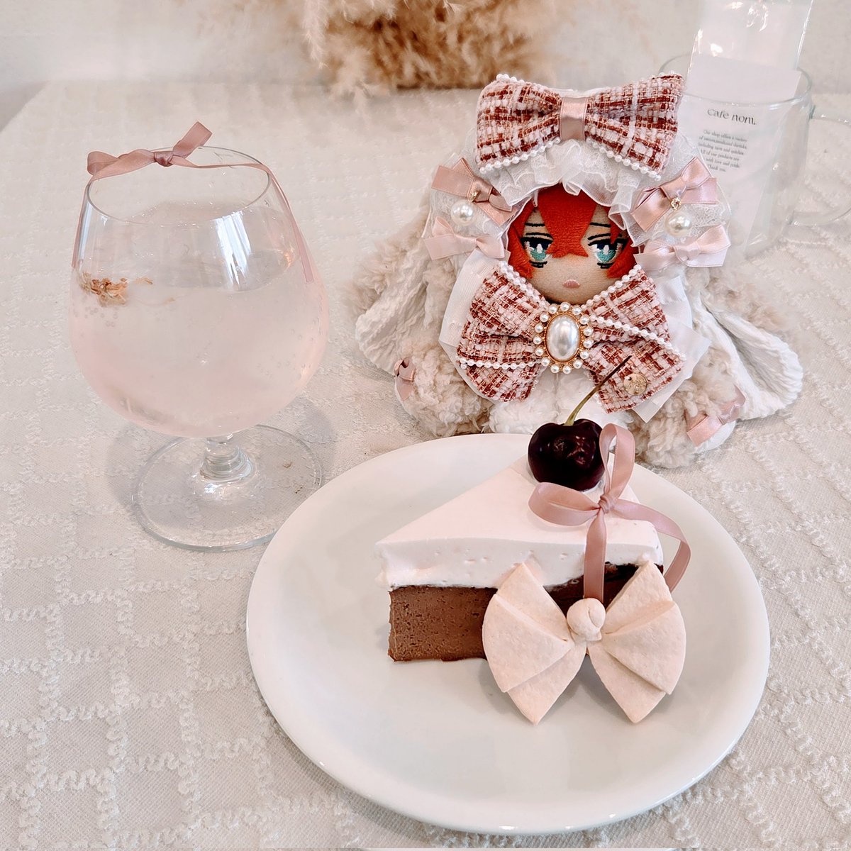 nuinui_SDOZ's tweet photo. どぽを想ってオーダーした、ミルクティーなうさちゃん☕🐇✨

すっっっごく可愛く作っていただきました🙌✨
本当に、本当にありがとうございます໒꒰ྀི⸝⸝´ ˘ `⸝⸝꒱ྀིა

そして、うさちゃんに合うカフェを探してたら見つけたcafe nom.さん。
すごく可愛いのにちゃんと美味しくて幸せになれました🩷 https://t.co/oSh5LtLlb3