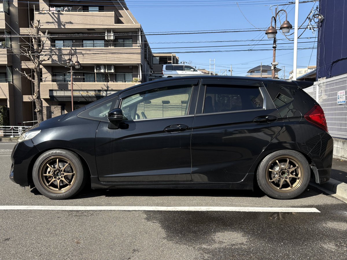 bach_chops's tweet photo. 車高調入れました。
ゼロファイターのRACING-SPECです。 https://t.co/nYBEydZAmx
