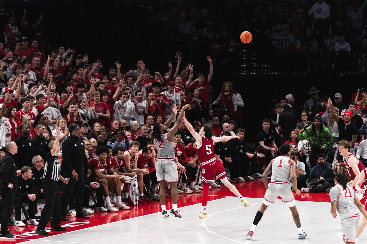 Eleven Warriors tweet media