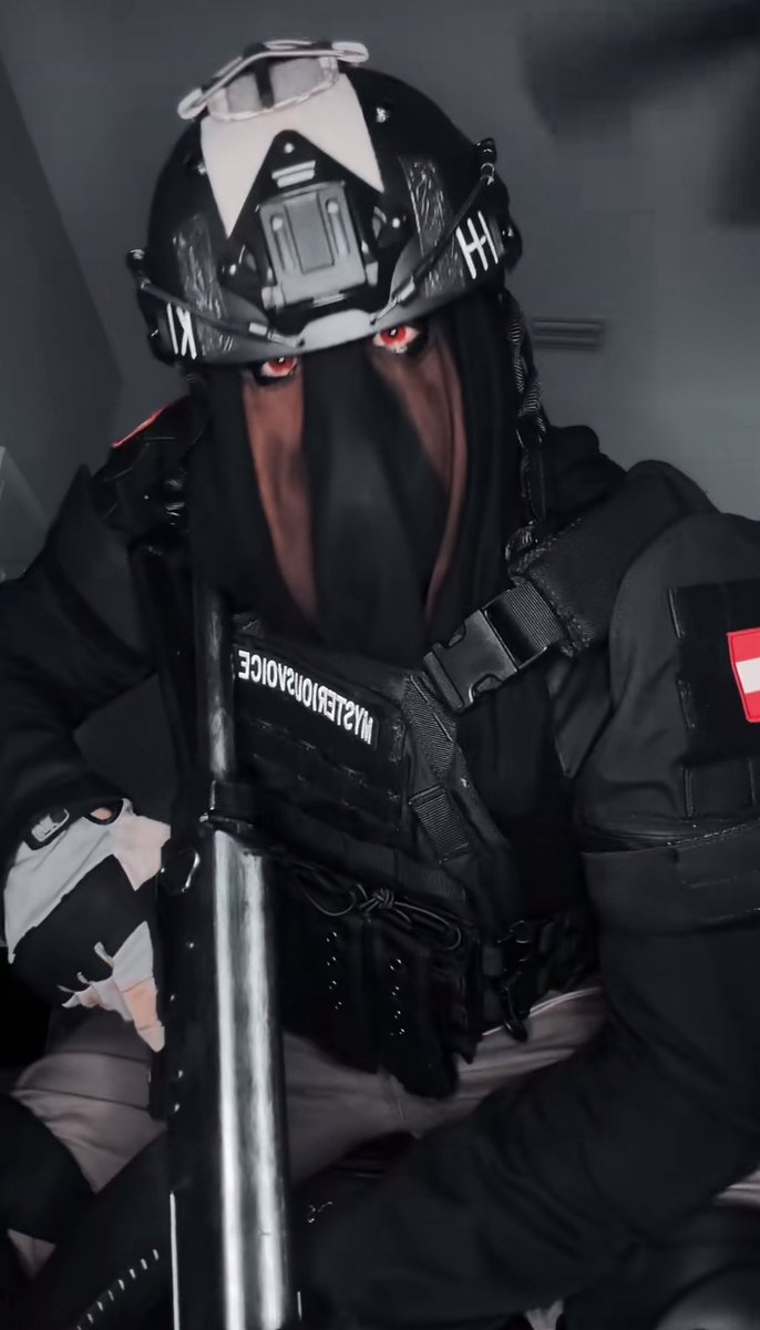TheMysteriousVA's tweet photo. König always being a unpredictable rambunctious war gremlin 

#cosplay #maskedman #callofduty #cosplayer #König #codcosplayer https://t.co/9FSdOlNtS0