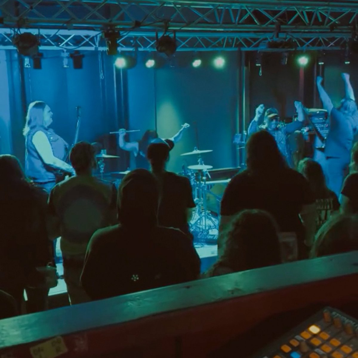 Drive-By Bukkake (DBB) tweet media