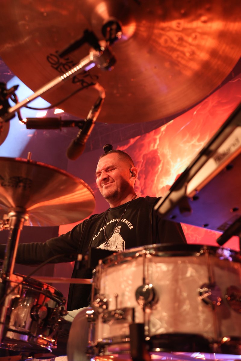 Miguel Bosé tweet media