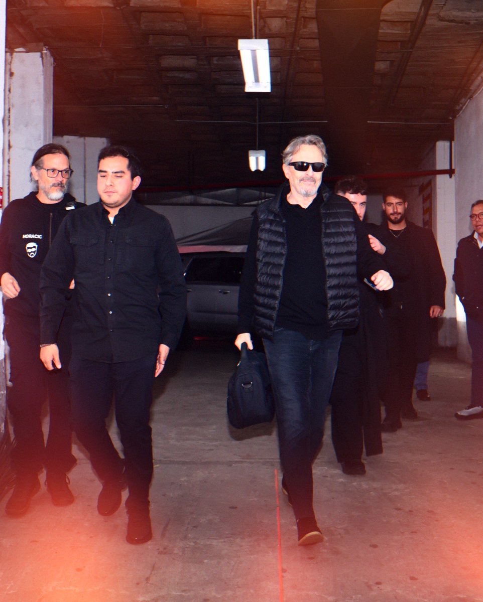 Miguel Bosé tweet media