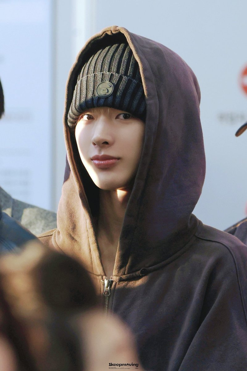 수수밤 tweet media