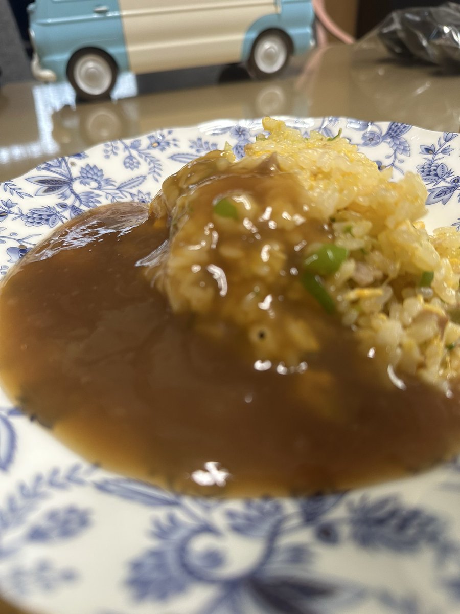 narisa65fish's tweet photo. 鮑を煮た出汁が残ったので餡かけ炒飯作りました　ただし鮑は一欠片もありません！笑 https://t.co/VSt6OoFHyW