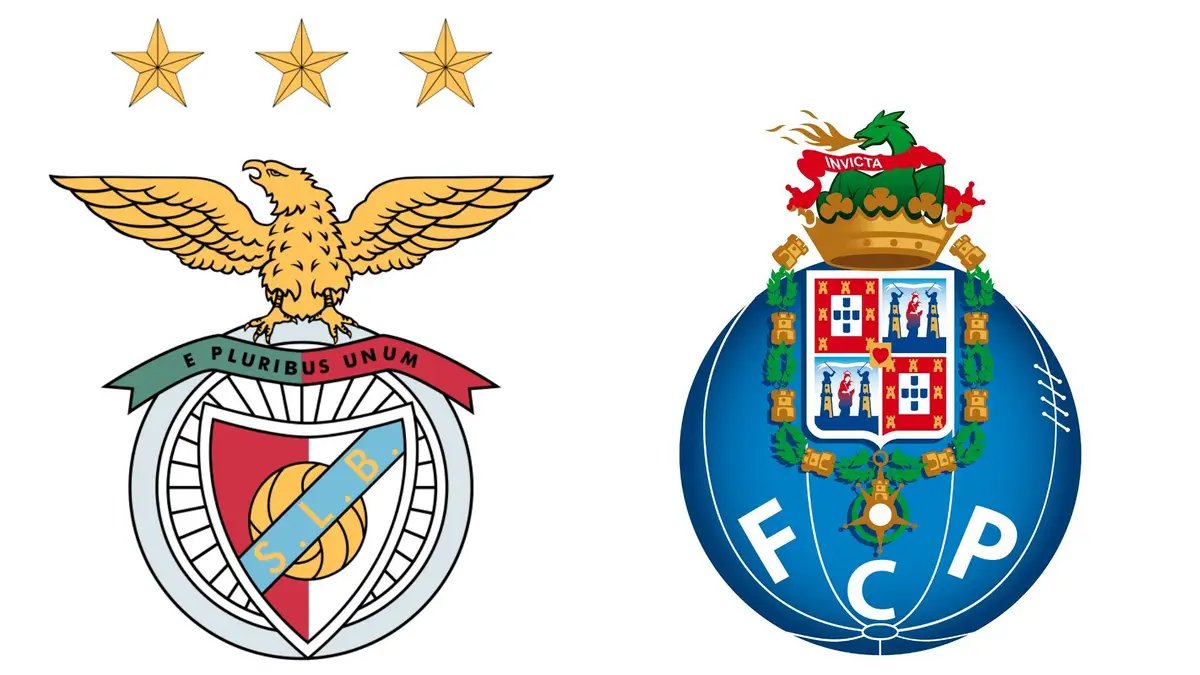 Chegou o dia do 26° clássico no novo Estádio da Luz.
8 vitórias para o Benfica 
7 empates
10 vitórias para o Porto
Vamos à décima primeira. Para cima deles!