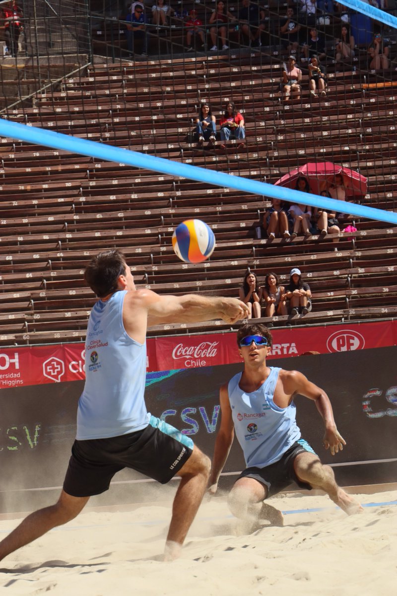 Voley_FeVA's tweet photo. #CAVP 🏐🏖️ Michel Tosi/Churin y Amieva/Bueno no pudieron en los cuartos de final

En Rancagua, Michel Tosi/Churin cayeron ante las brasileñas Barbara/Teresa, y Amieva/Bueno contra los locales Grimalt/Grimalt.

Abdala/Ghigliazza y Lombardo/Osatinsky perideron en la Ronda de 12. https://t.co/vNmjiBo0A1
