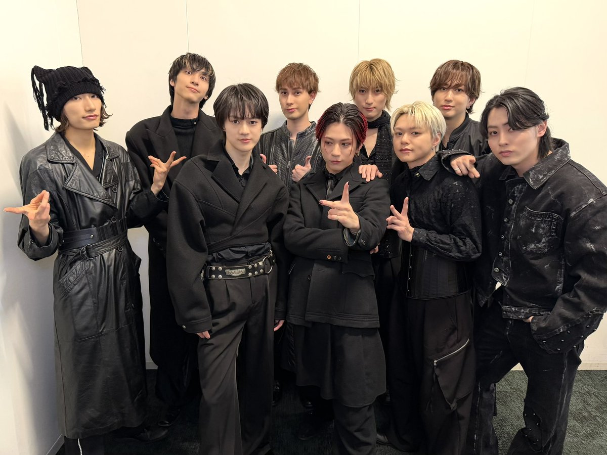 Supdra_staff's tweet photo. ／
本日開催💫
Major 5th Single「Break off」
楽天ブックス限定イベント @大阪会場
＼

皆さまのお越しをお待ちしております！

🔗 詳細・ご購入
https://t.co/JI9CZYncLS

#SD_Breakoff
#スパドラ #SUPERDRAGON https://t.co/PDSXGSqFNc
