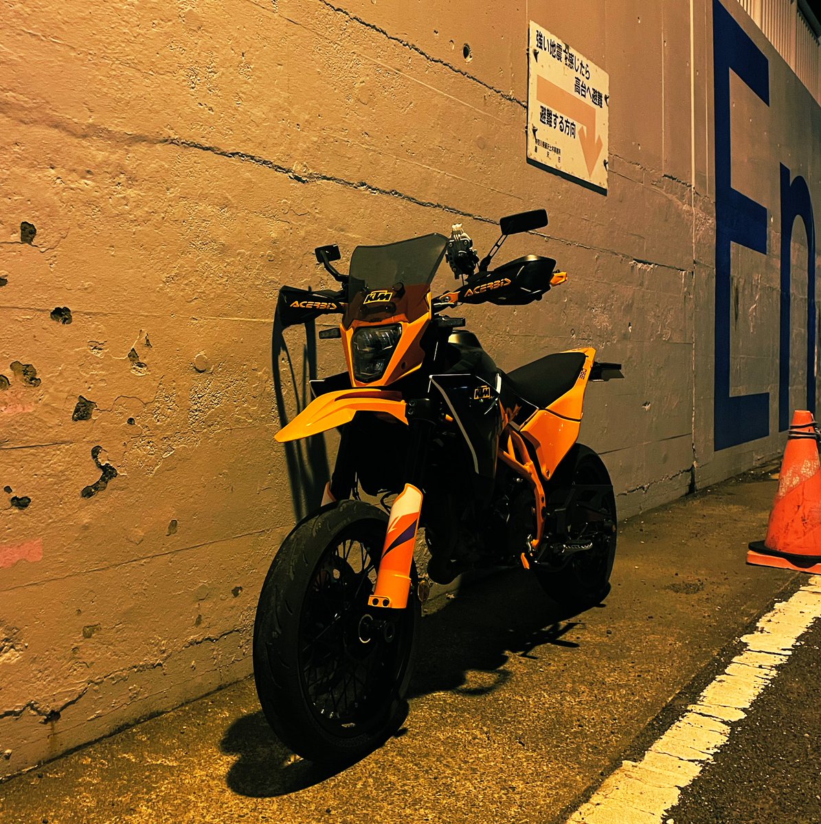 outrage619's tweet photo. #1枚だけ無言で貼ってみる https://t.co/e75UAoXVwo