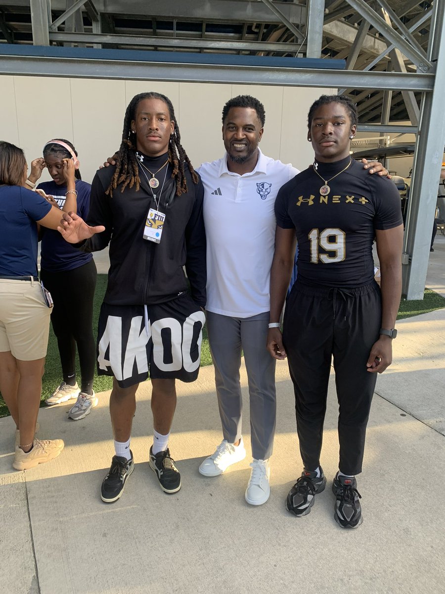 Char’son “TOOT” Floyd tweet media