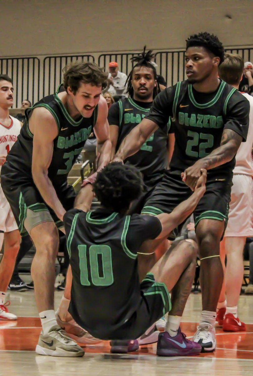 Boomer Roberts tweet media