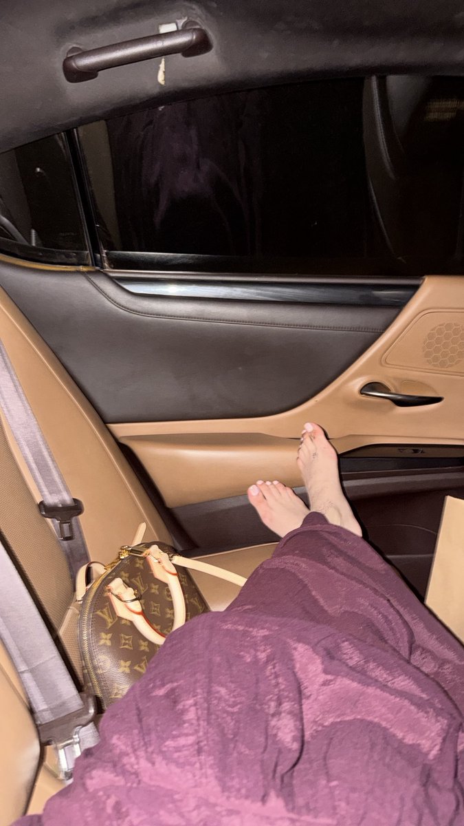 نوني tweet media