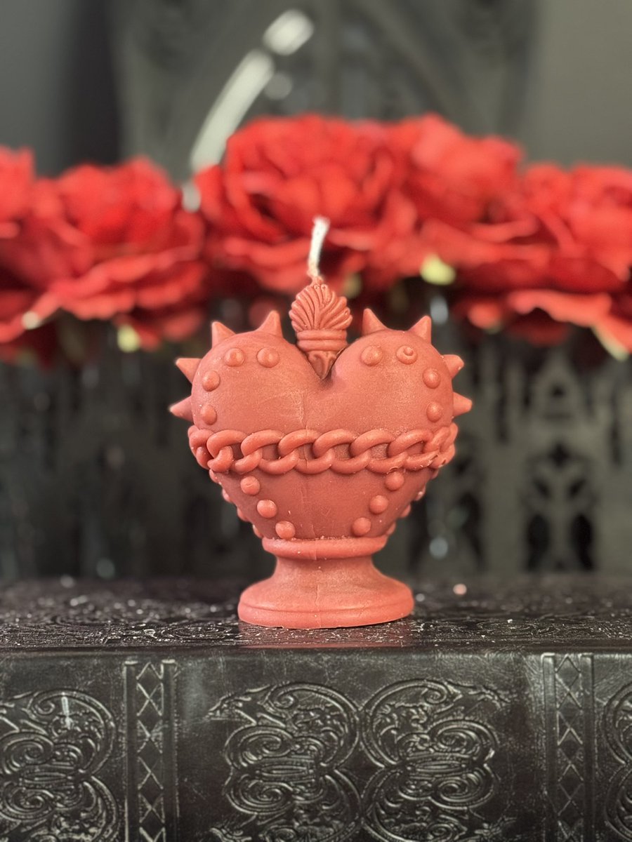 bottled_star27's tweet photo. New candles now on the shop 

https://t.co/aABy4GN0Kk https://t.co/2uOMAPpb6P