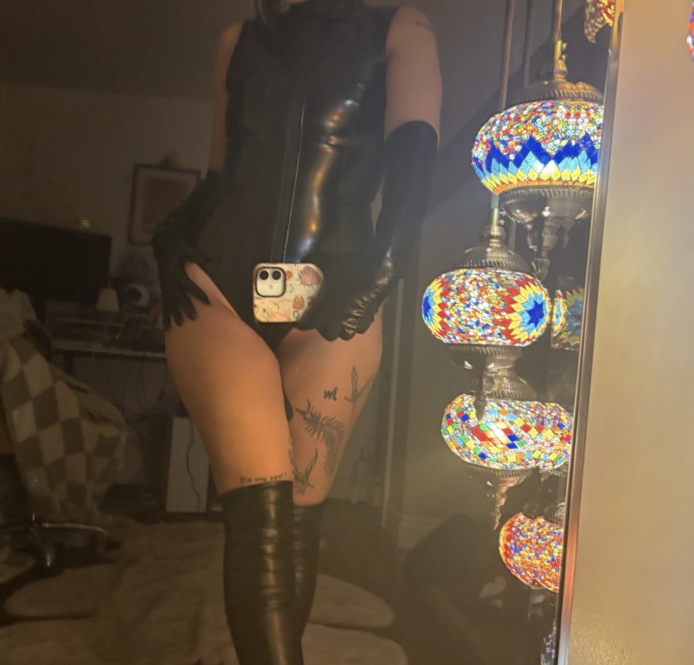 jess.jpg tweet media