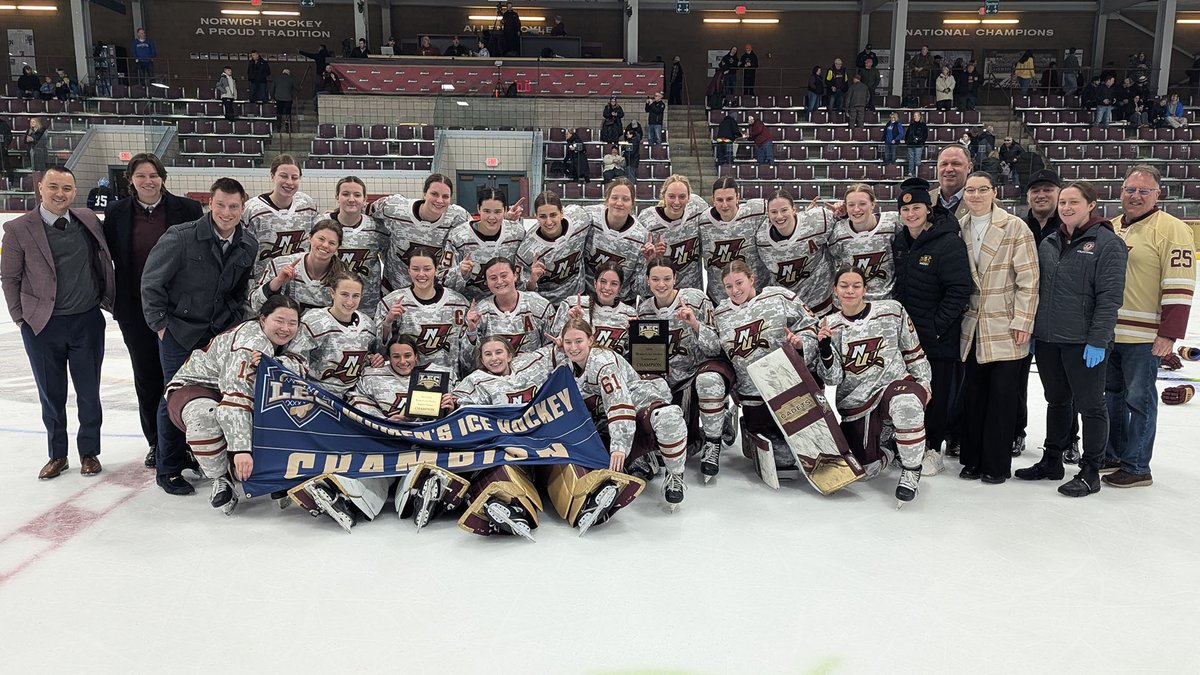 LittleEastConf's tweet photo. Top-seeded @NorwichCadets Claims First-Ever LEC Women’s Ice Hockey Tournament Title, presented by @TownshendHockey, Downs Second-Seeded UMass Boston 3-1 #LECchamps #LEChky #d3hky #NCAAD3 @NCAADIII @AHCAHockey @USCHO @FloCollege @FloHockey
https://t.co/I1eRj3PQx8 https://t.co/d1HzP6yWJr