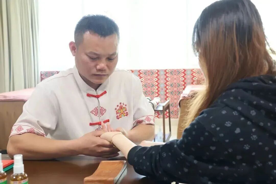 Hi Baoting tweet media