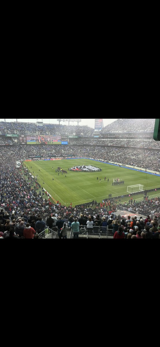 Ramirez90805ca's tweet photo. @Leopuro96 @gastonedul El estadio se llenó para ver a Messi si ustedes no lo quieren nosotros aquí en Estados Unidos si lo queremos mucho https://t.co/ZQ1fRWKRJ0