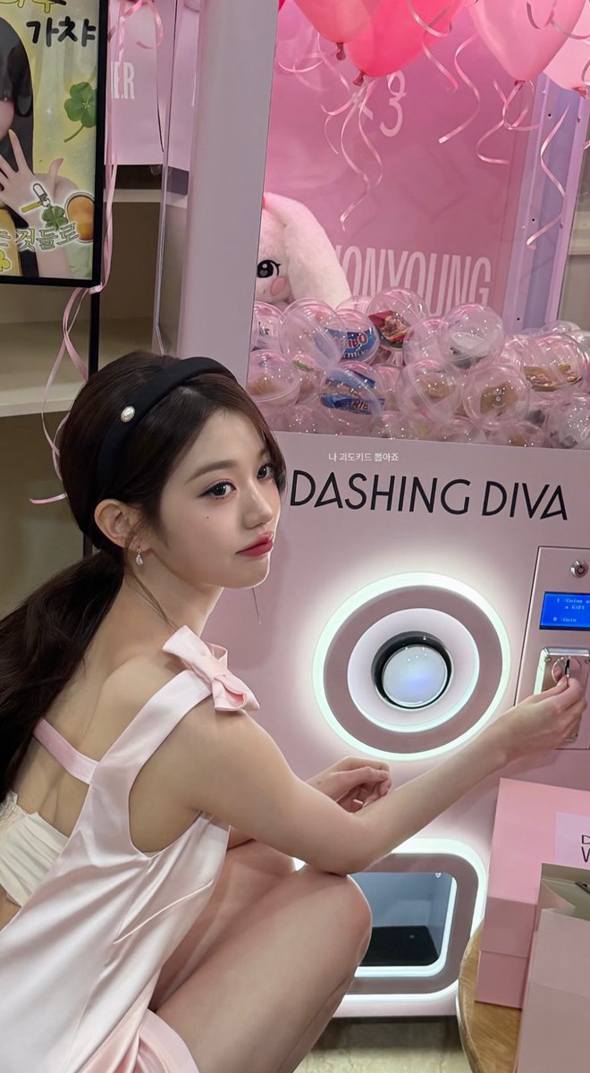 ivewonyounge's tweet photo. a diva without dashing diva isnt a diva <3 https://t.co/bhv7zlxaIw