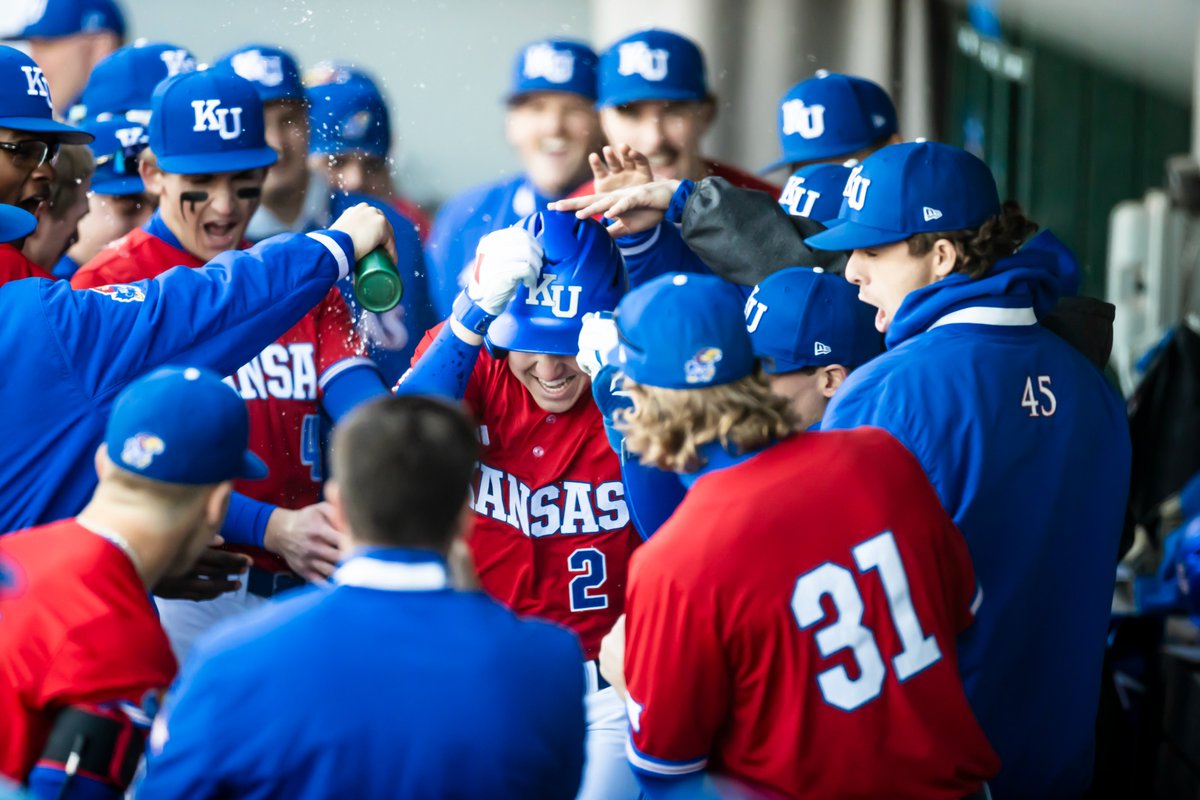 Kansas Jayhawks tweet media