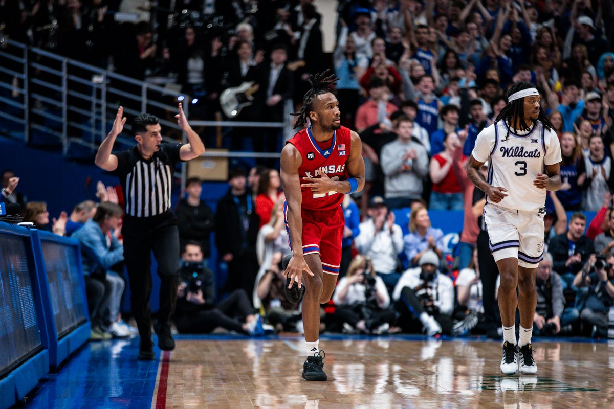 Kansas Jayhawks tweet media