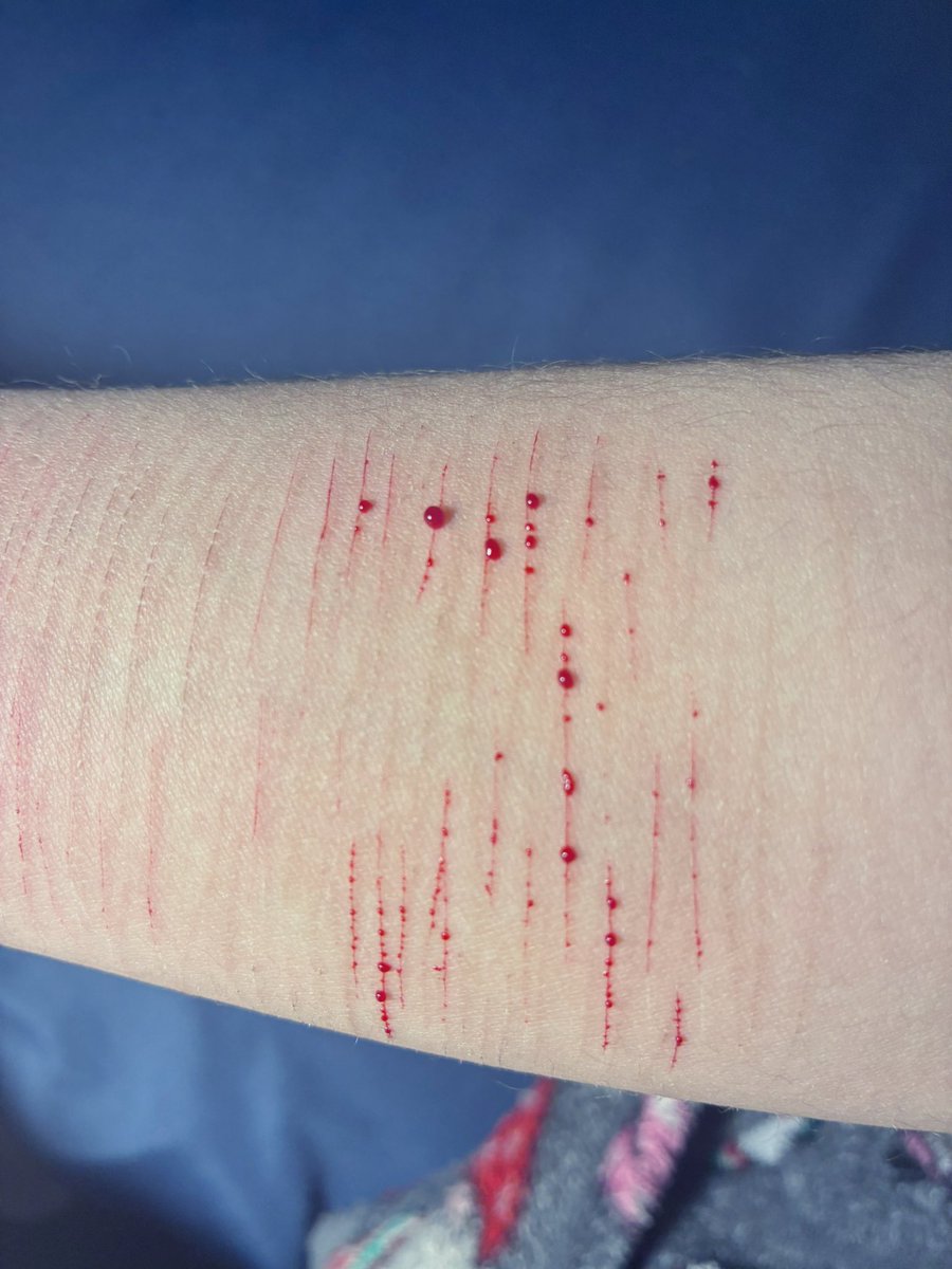 mimi tweet media