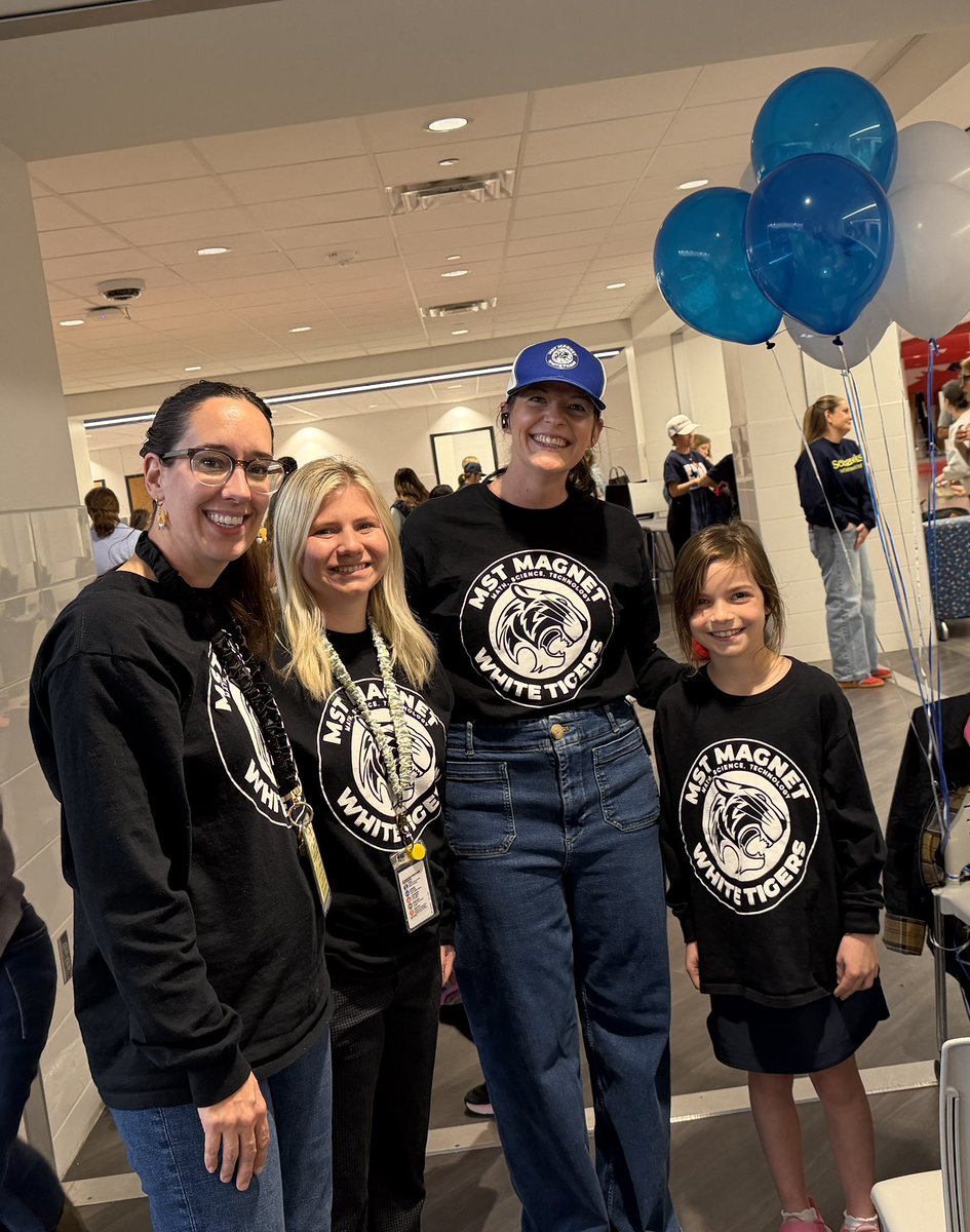 Dr. Lauren Bolack tweet media