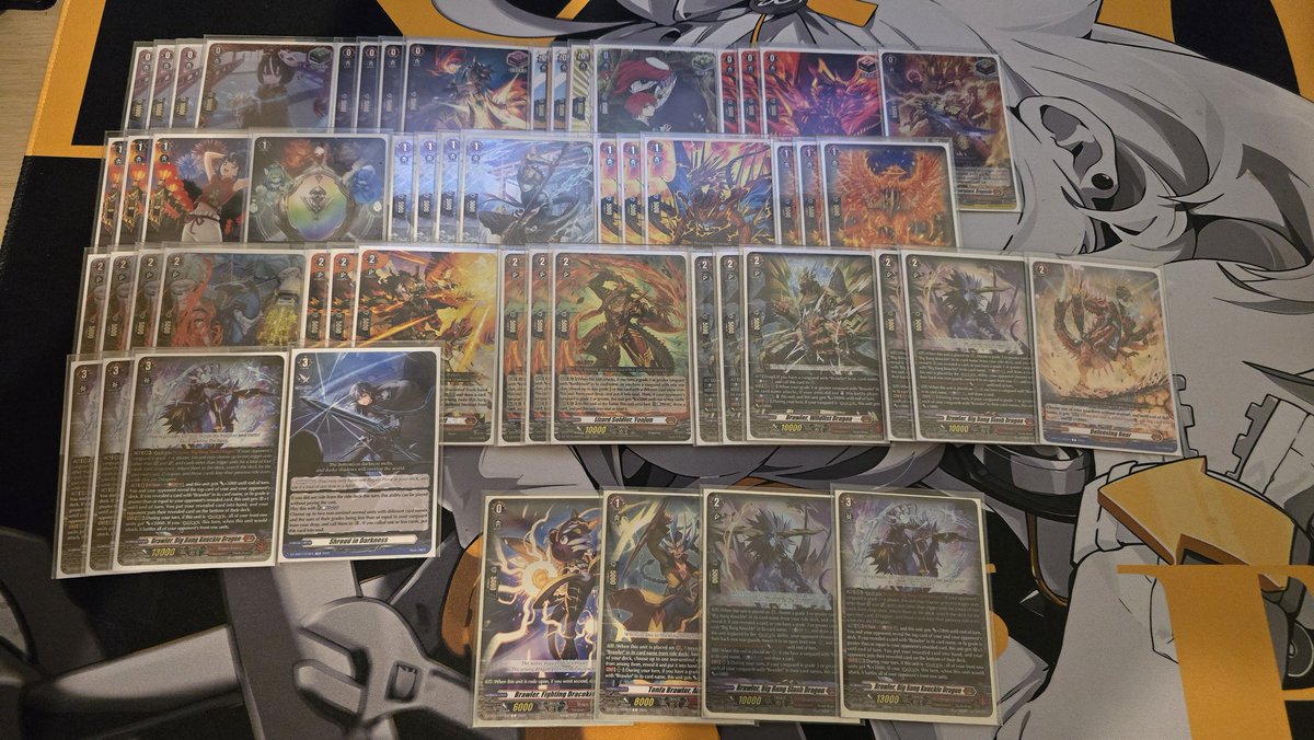 Got 1st at my local constructed cup with the better DE deck.

Brawlers W
Alcasal L
Luard W
Alcasal W

Top cuts
Deeplands W
Deeplands W
Shiranui W

Having x8 20k shields and a constant 61k vanguard swing is insane, Bushirad please make Shiranui better 🙏 

#VGTopDecks