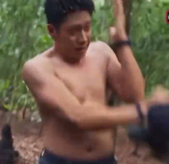happyshipcp's tweet photo. I think most of audience didn’t want to see such a fat actor at 8.30
#แจมรชตะ
#jamrachata
@RachataJam 
#เหมันต์ตะวันรอน
@onehdthailand 
@onedofficialth https://t.co/D8TuJG2jVN