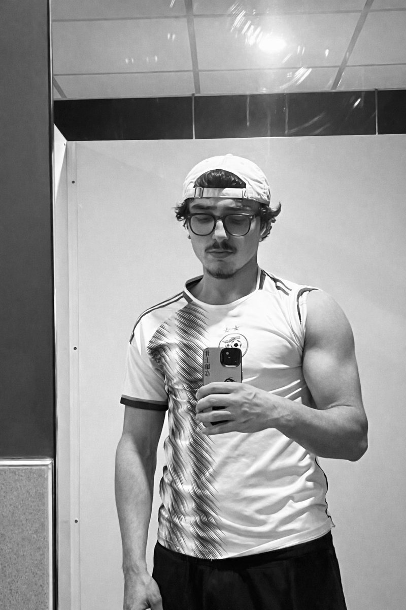 brr brr patatom tweet media