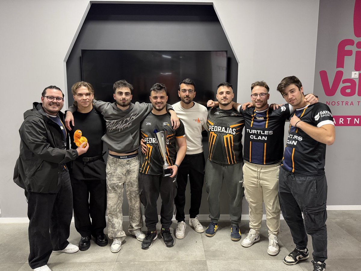 TURTLES CLAN tweet media