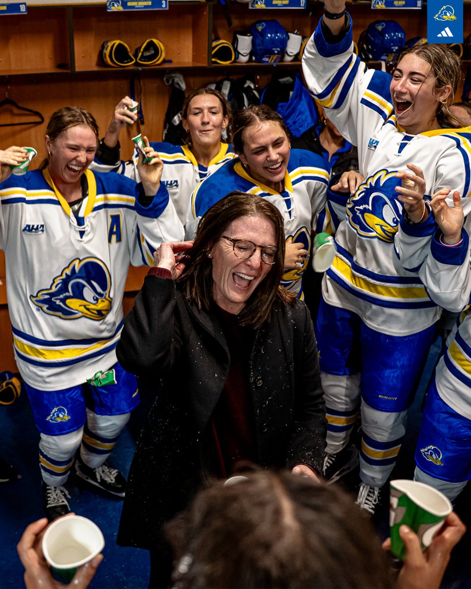 Delaware Fightin' Blue Hens tweet media