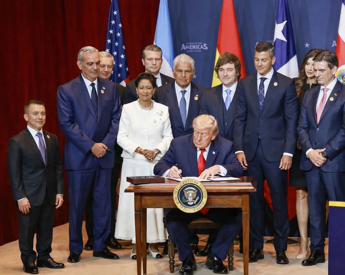 Miguebuch tweet media