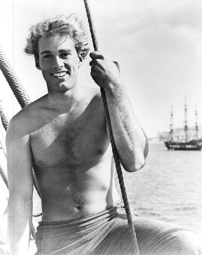 ClassicMovieDig's tweet image. Sean Flynn, only son of Errol Flynn, was a photojournalist during the Vietnam War. In 1970, he and fellow journalist Dana Stone disappeared after being captured by communist guerrillas. 
They were never seen again.