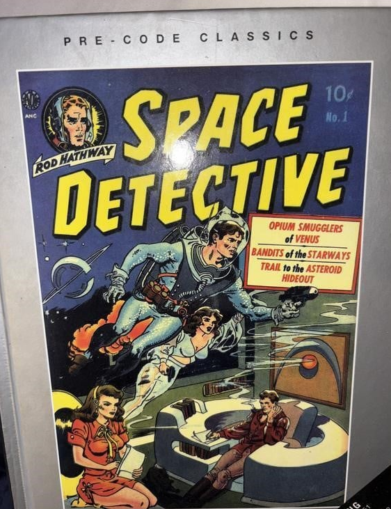 ListSale's tweet photo. WWII, Civil War, and Naval History books from a large private collection are selling in our upcoming online auction. Also includes military collectibles, DVDs, and estate finds. Auction closes March 12 at 2PM PST.

https://t.co/2l7o1UOVQd https://t.co/gRPuVGXKPD