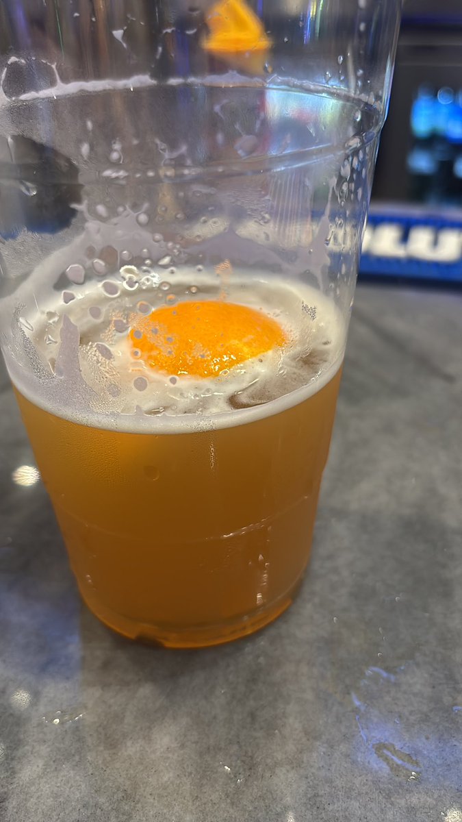 knowersofballs's tweet photo. @danabeers bring beers back! #bbb https://t.co/jqi9FAYvhL