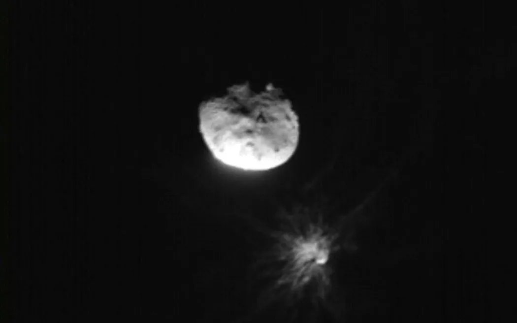 forallcurious's tweet photo. 🚨: NASA successfully kicks asteroid off course in Earth defense test https://t.co/7lymQCIXIM