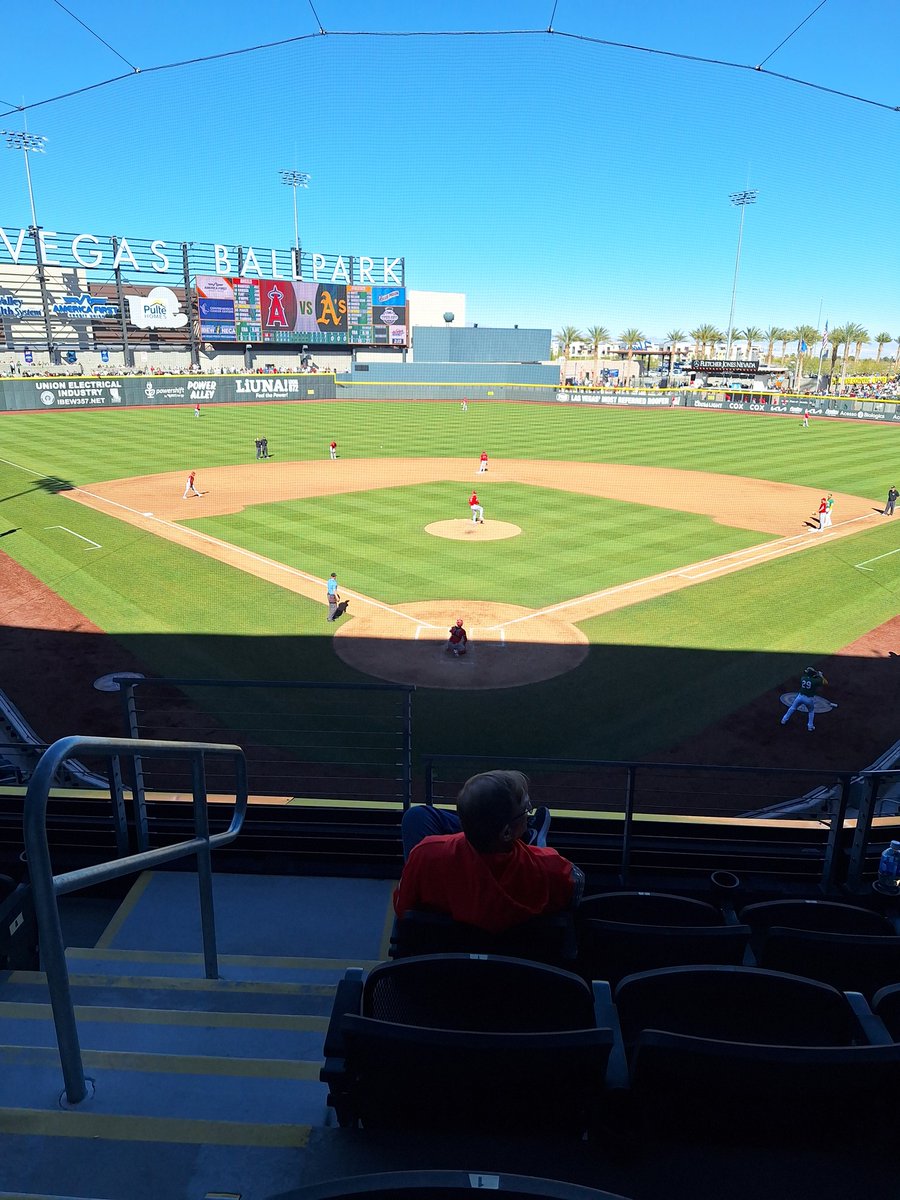 DougMcClellan5's tweet photo. @LasVegasLocally At the " old ball game" https://t.co/luTYDp1A2R