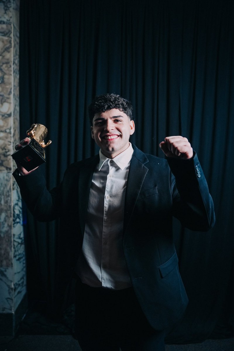 Coscu Army Awards 🏅 tweet media