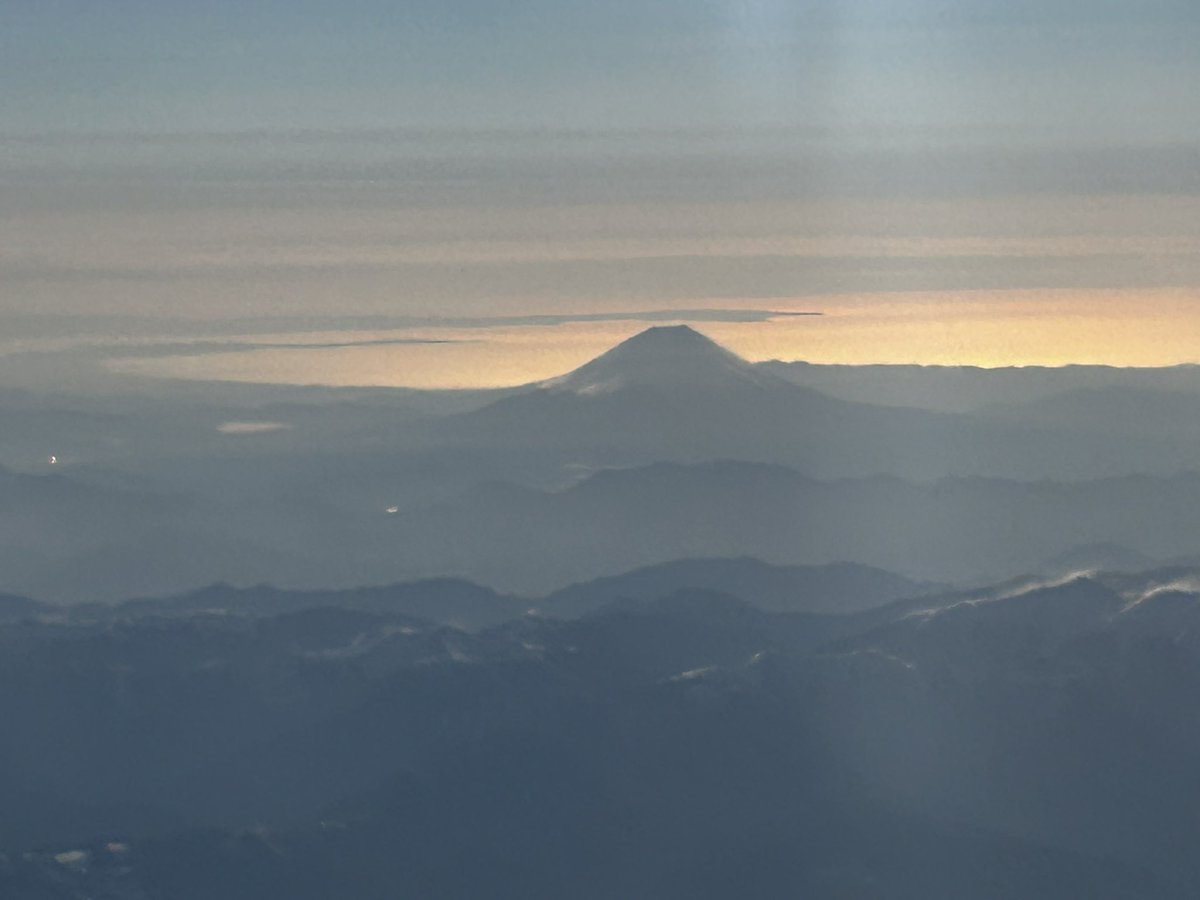 元・FMひらかた（周波数FM77.9MHz） tweet media