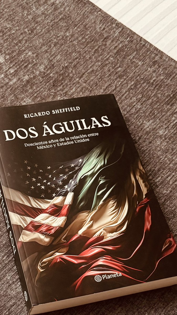 De los que se me quedaron en el librero: recién se cumplen 200 años de las relaciones diplomáticas entre México 🇲🇽 y Estados Unidos de América 🇺🇸: una mirada a la historia común.
<a href="/SRE_mx/">Relaciones Exteriores</a> <a href="/IME_SRE/">IMME</a> <a href="/emoctezumab/">Esteban Moctezuma Barragán</a> <a href="/RMendivil_O/">Rodrigo Mendivil</a> <a href="/USAmbMex/">Embajador Ronald Johnson</a> <a href="/EmbamexEUA/">Embassy of Mexico in the U.S.</a> <a href="/r_velascoa/">Roberto Velasco Álvarez</a> <a href="/RafaelLaveagaR/">Rafael Laveaga</a>