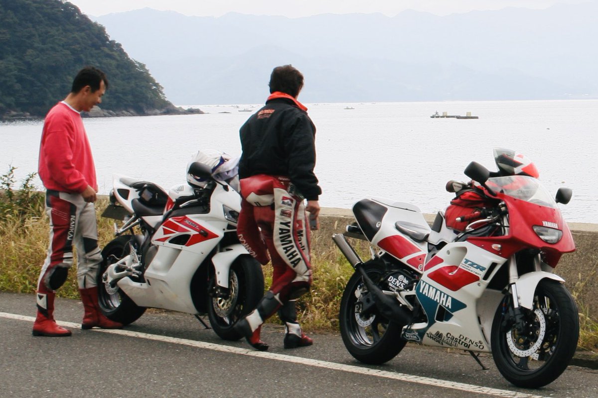 s53222466's tweet photo. 2005小浜

歴代バイクの中で、
唯一「乗れてた」と思えたのが TZR。また乗りたいなぁ。

 #路肩に佇む一枚を貼る見た人もやる https://t.co/I2eAn19qNf