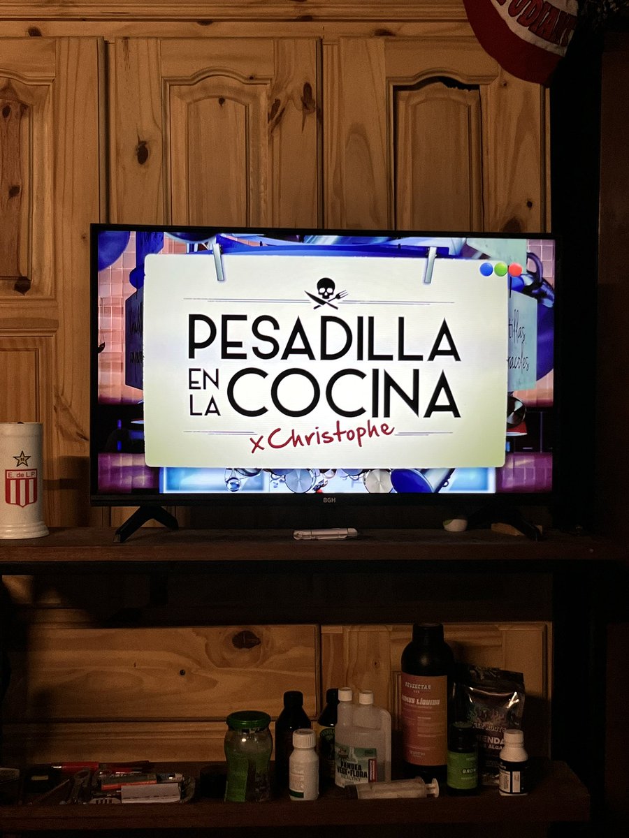 que este programon tenga solo 13 capitulos es un sacrilegio, es oro cada segundo