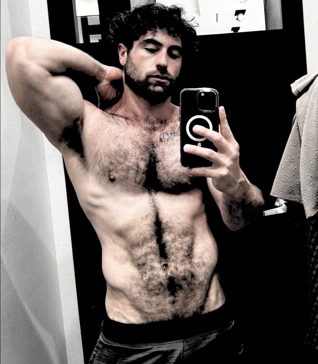 ִ𝒈𝒆𝒐𝒓𝒈𝒆. tweet media