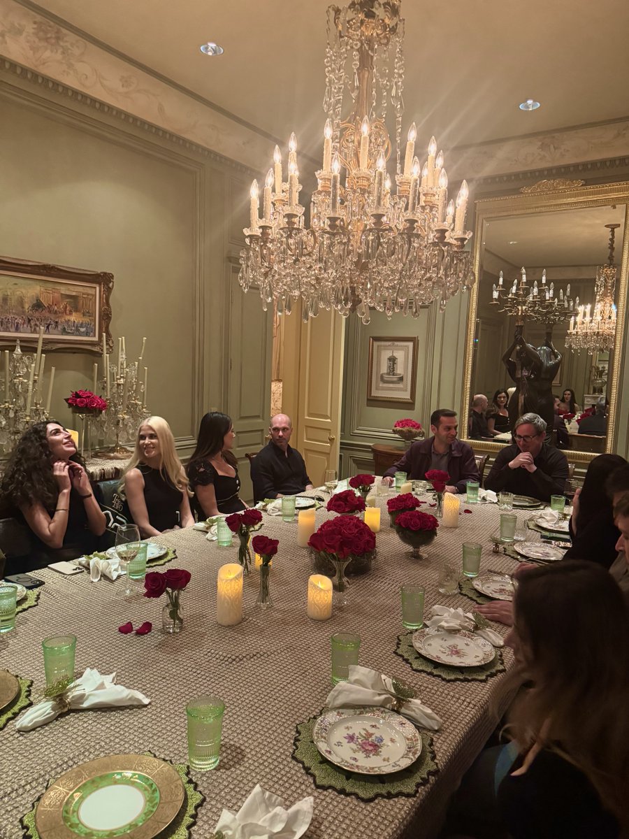 Nicole Behnam tweet media